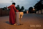 Bani Abidi : videos, photographs & drawings / Bani Abidi; [ed.: Anita Dawood]